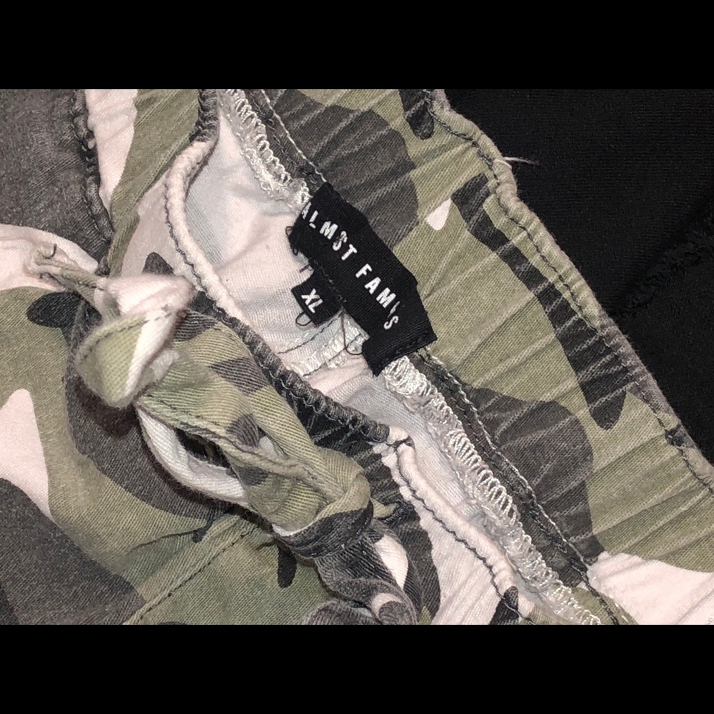 camo joggers
